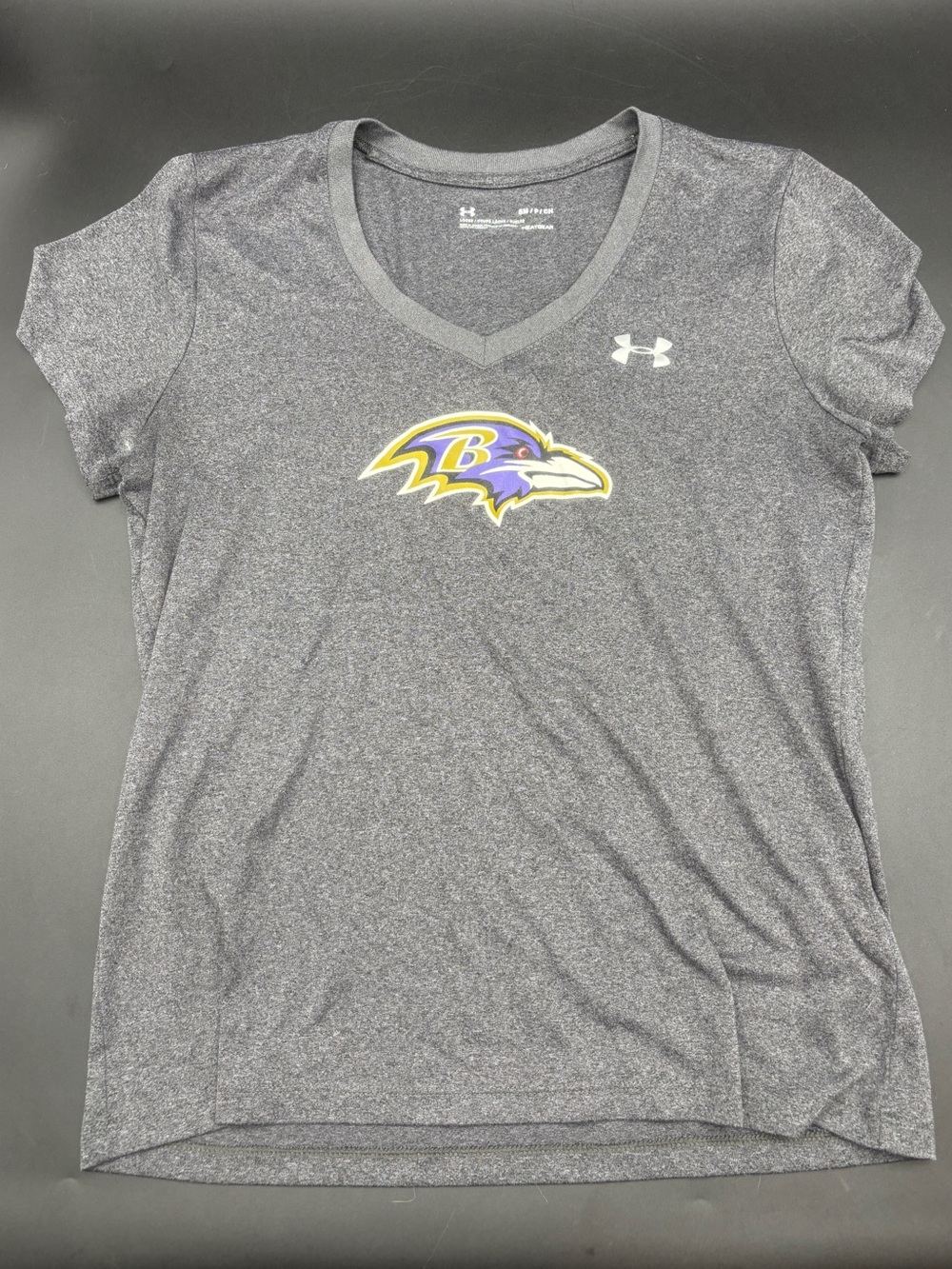 Under Armour Baltimore Ravens Gray V-Neck T-Shirt HeatGear - Small